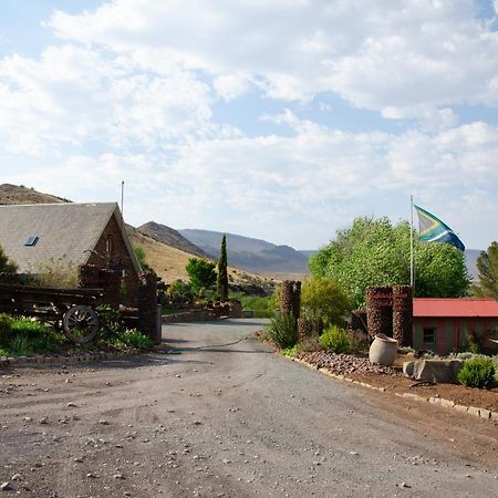 Hutchinson Desert Dew Guest House מראה חיצוני תמונה