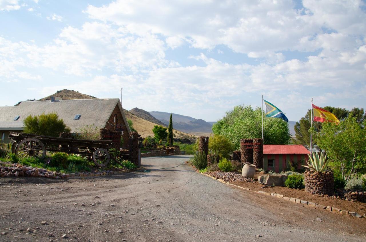 Hutchinson Desert Dew Guest House מראה חיצוני תמונה