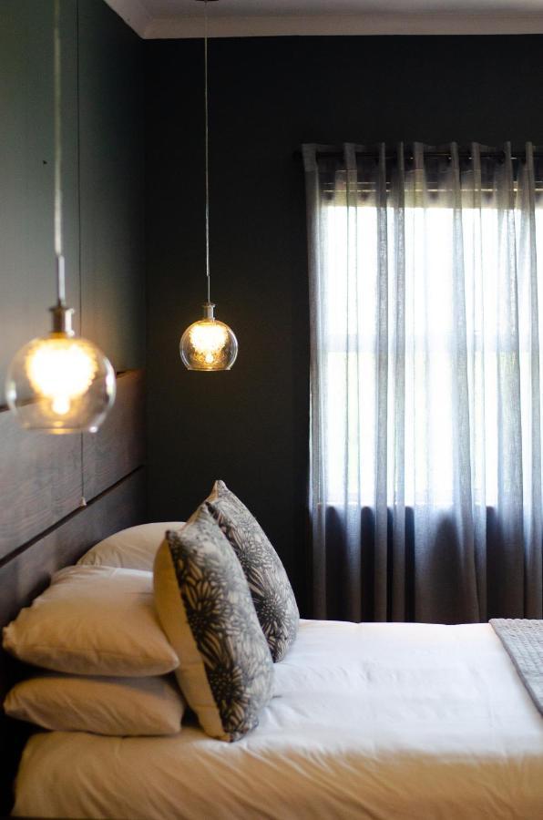 Hutchinson Desert Dew Guest House מראה חיצוני תמונה