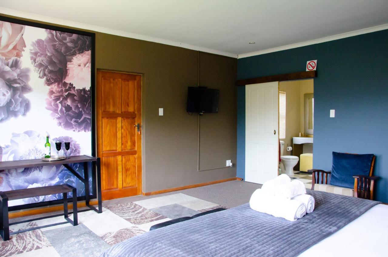 Hutchinson Desert Dew Guest House מראה חיצוני תמונה